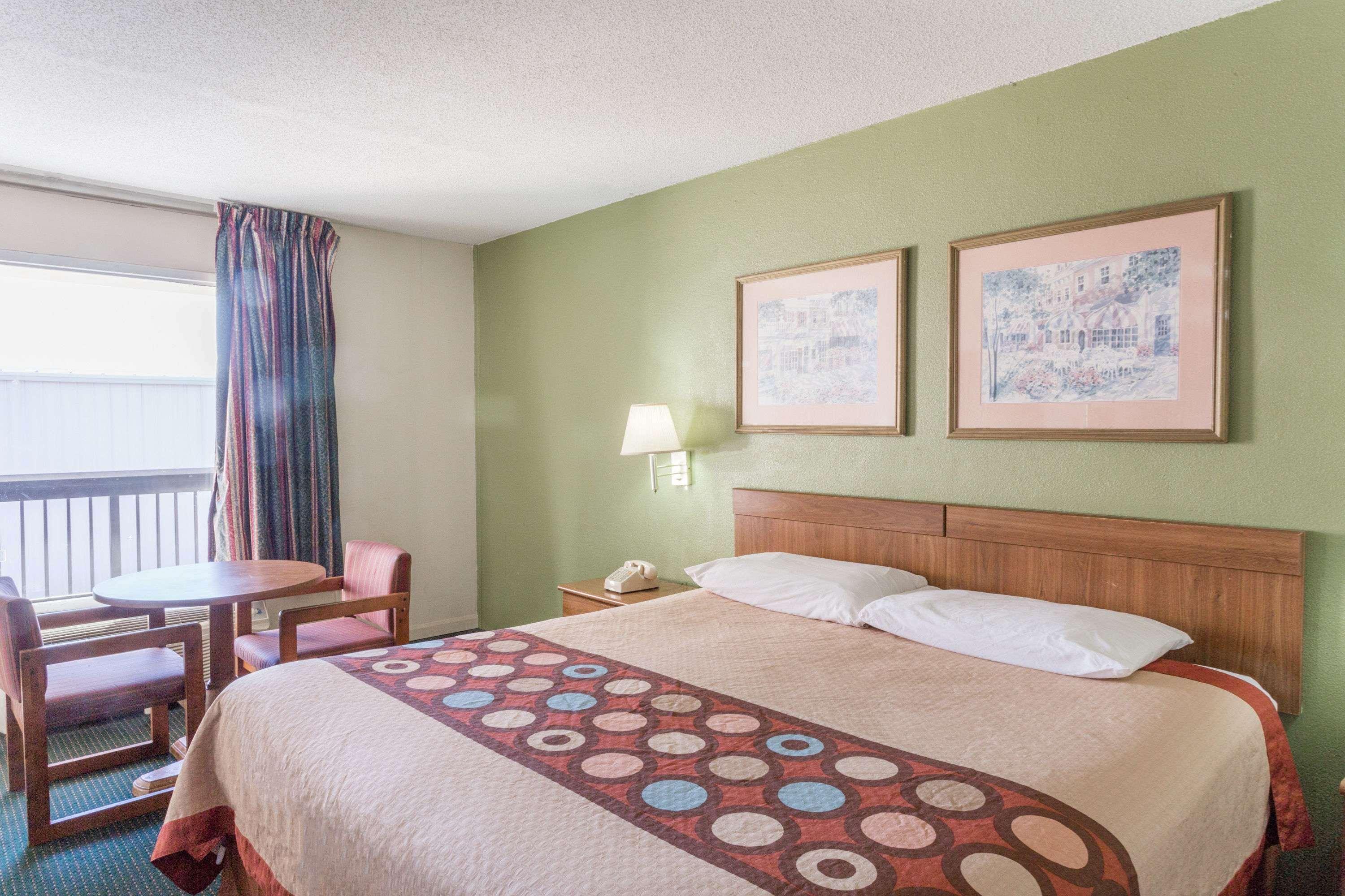 Super 8 By Wyndham Tifton Exterior foto