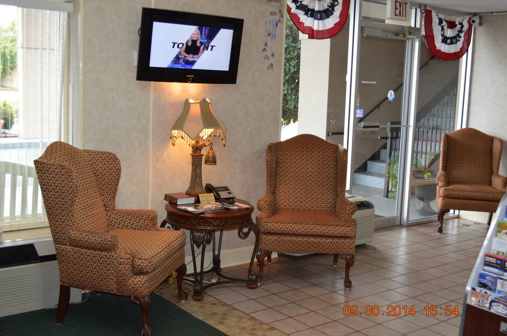 Super 8 By Wyndham Tifton Exterior foto