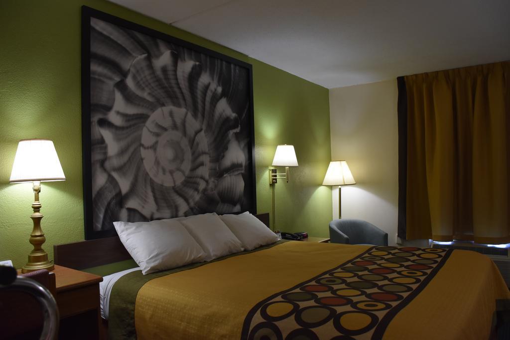Super 8 By Wyndham Tifton Exterior foto