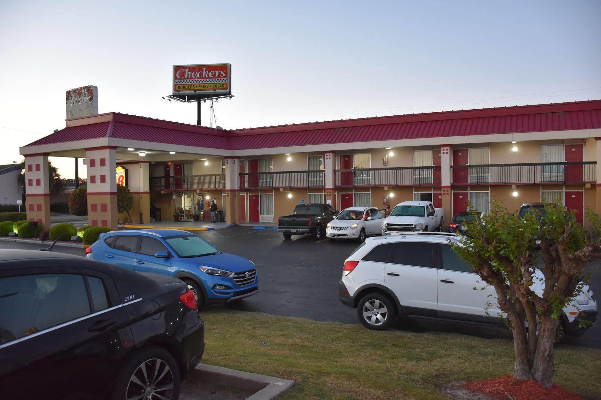 Super 8 By Wyndham Tifton Exterior foto